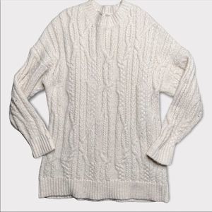 SIMONS | White Knit Sweater